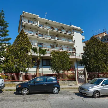 Casabuddace 3* Messina